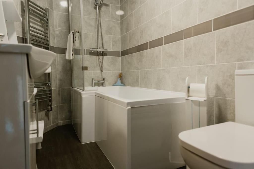 The Sea Deck Apartment - Westbrook Bay Beach - By Goldex Coastal Breaks Margate Luaran gambar