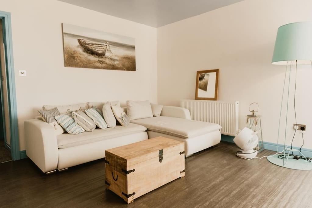 The Sea Deck Apartment - Westbrook Bay Beach - By Goldex Coastal Breaks Margate Luaran gambar